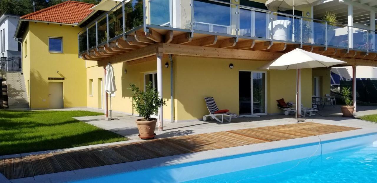 מוסבורג Haus Falkenstein מראה חיצוני תמונה